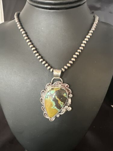 Navajo Green Turquoise Necklace | Sterling Silver | Authentic Native American Handmade | 15037