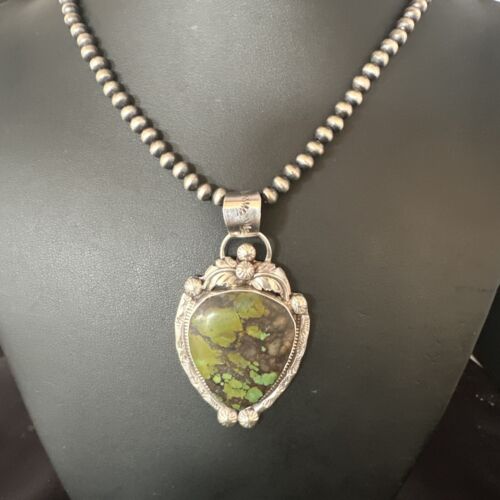 Navajo Green Turquoise Necklace | Sterling Silver | Authentic Native American Handmade | 15038