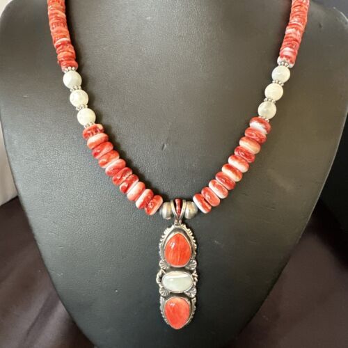 Navajo Red Spiny Oyster Mother of Pearl Pendant Necklace | Sterling Silver | Native American Handmade | 17658