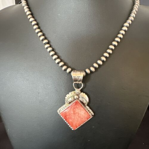 Navajo Red Spiny Oyster Pendant Necklace | Sterling Silver | Authentic Native American Handmade | 16144