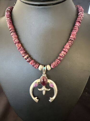 Navajo Purple Spiny Oyster Naja Pendant Necklace | Sterling Silver | 24" | Authentic Native American Handmade | 15537