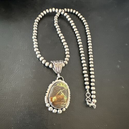 Navajo Green Gaspeite Pendant Necklace | Sterling Silver | Authentic Native American Handmade | 17424