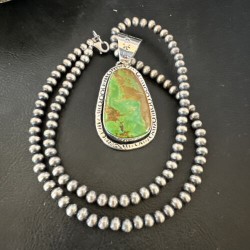 Navajo Green Gaspeite Pendant Necklace | Sterling Silver | Authentic Native American Handmade | 16359