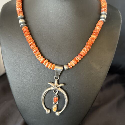 Navajo Red Spiny Oyster Naja Pendant Necklace | Sterling Silver | 23" | Authentic Native American Handmade | 17659
