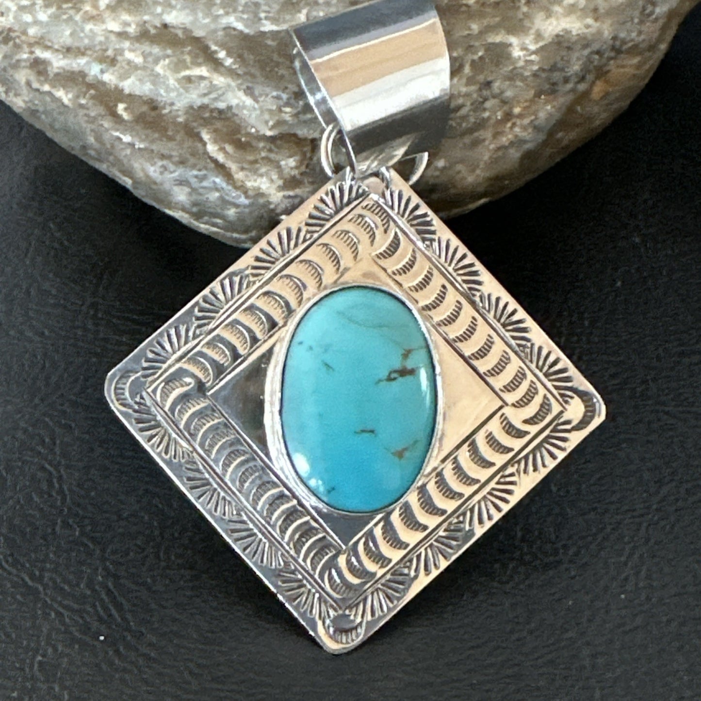 Men Women Blue Kingman Turquoise Pendant Navajo Sterling H Joe 19519