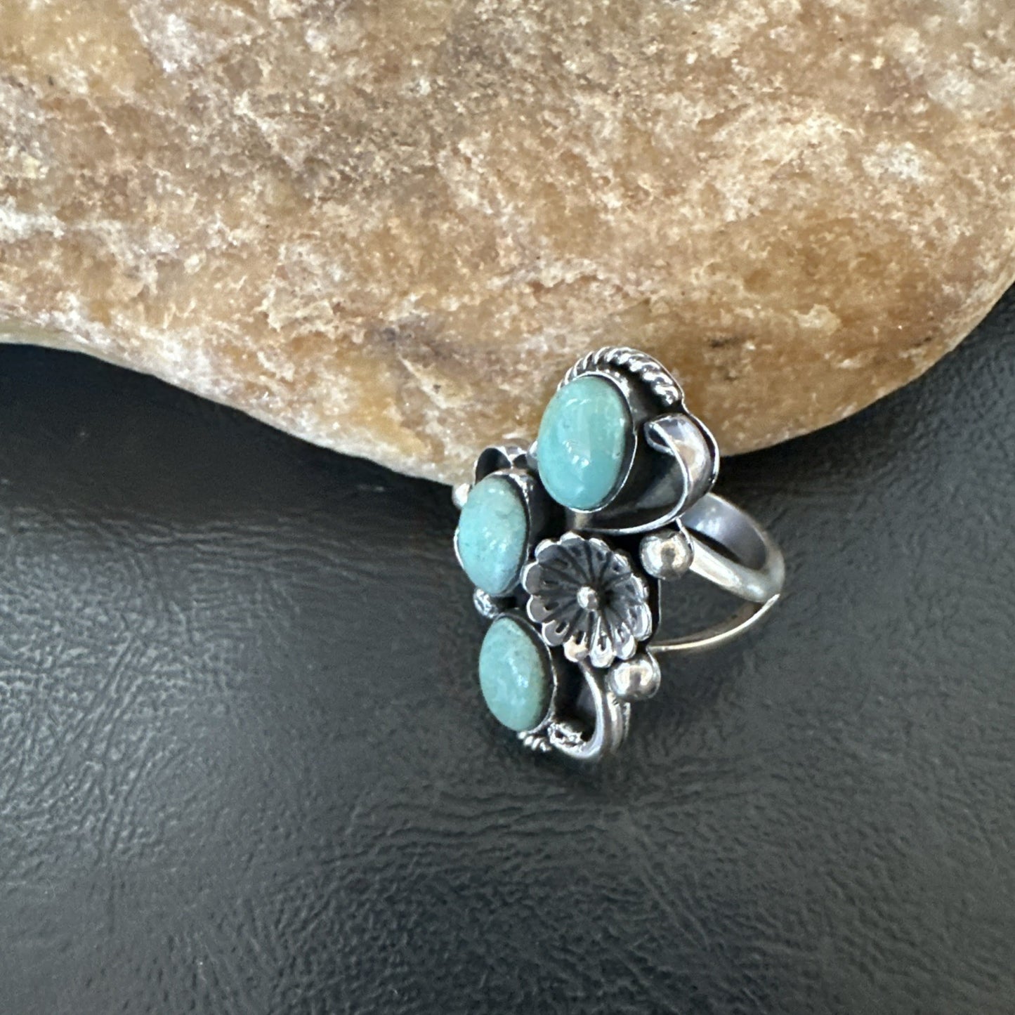 Yazzie Ring Green Turquoise Navajo Sterling Silver Cluster Size 8 19223