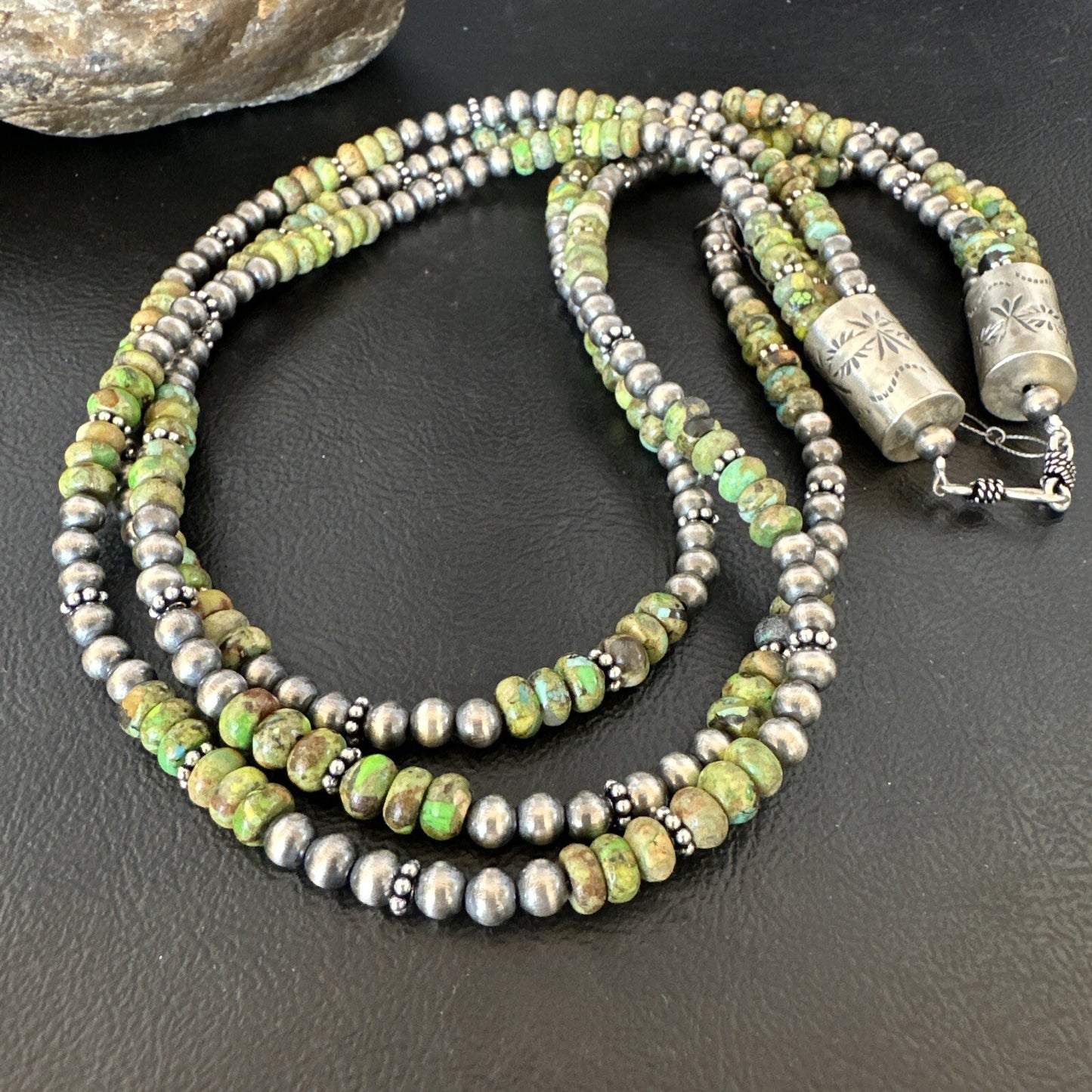 Navajo Pearls Green Gaspeite Turquoise Sterling Necklace 3S 03091