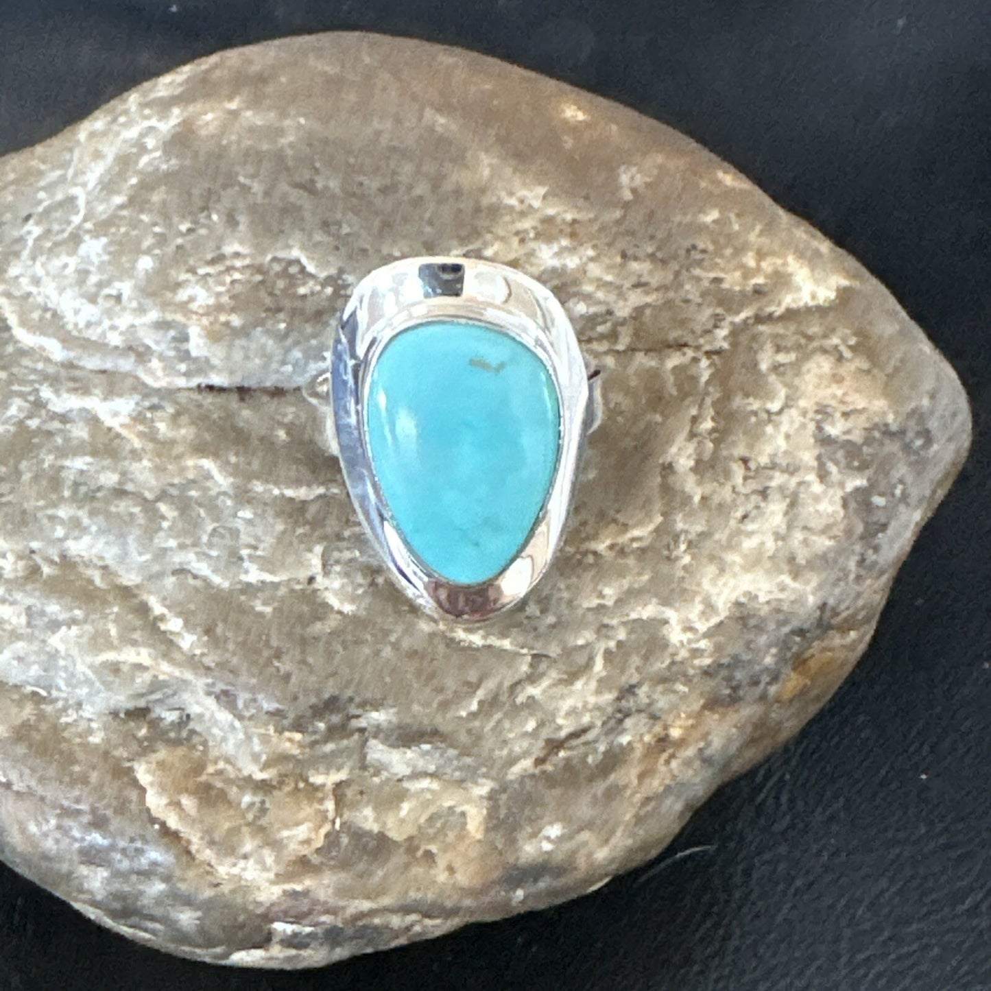 WoMens Sterling Silver Robin Egg Blue Kingman Turquoise Ring Size 8.5 17729