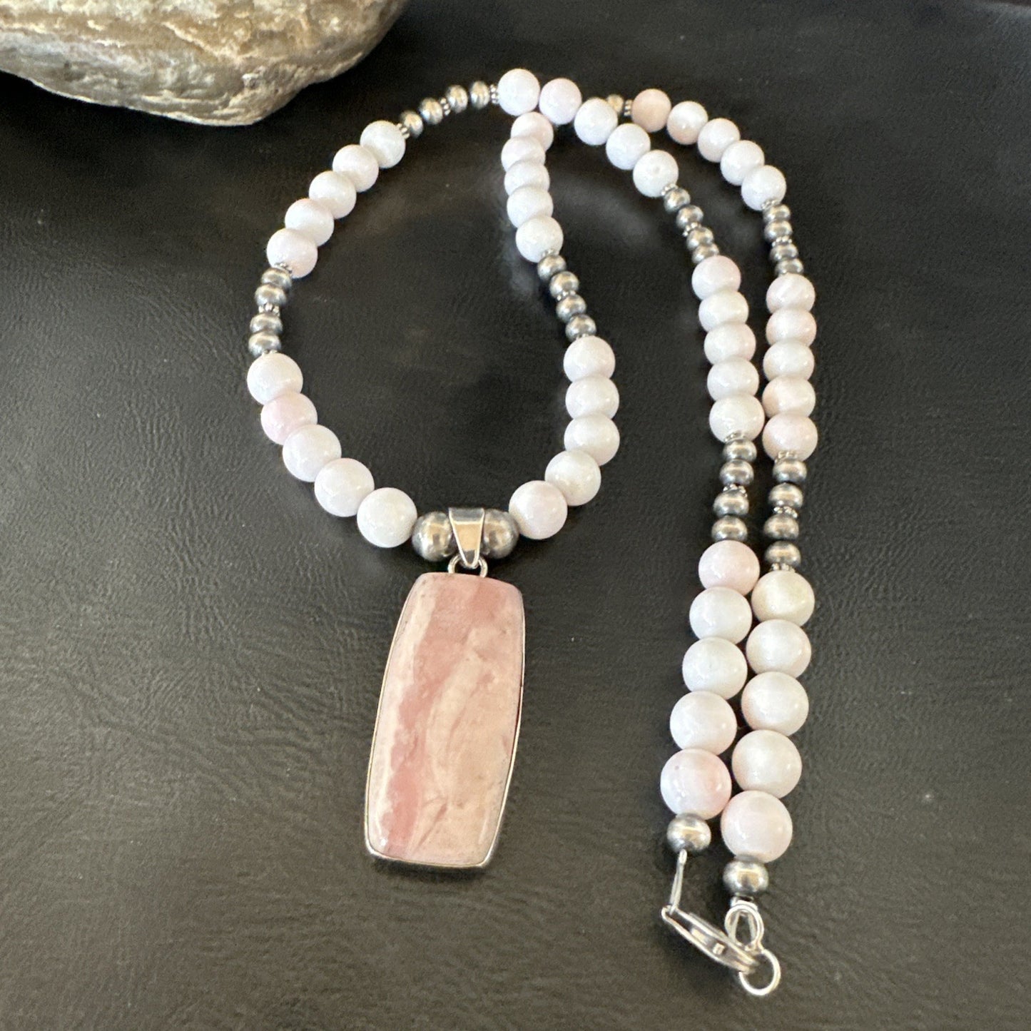 Southwestern Sterling Silver Pink Queen Conch Bead Necklace Pendant 20" 19584