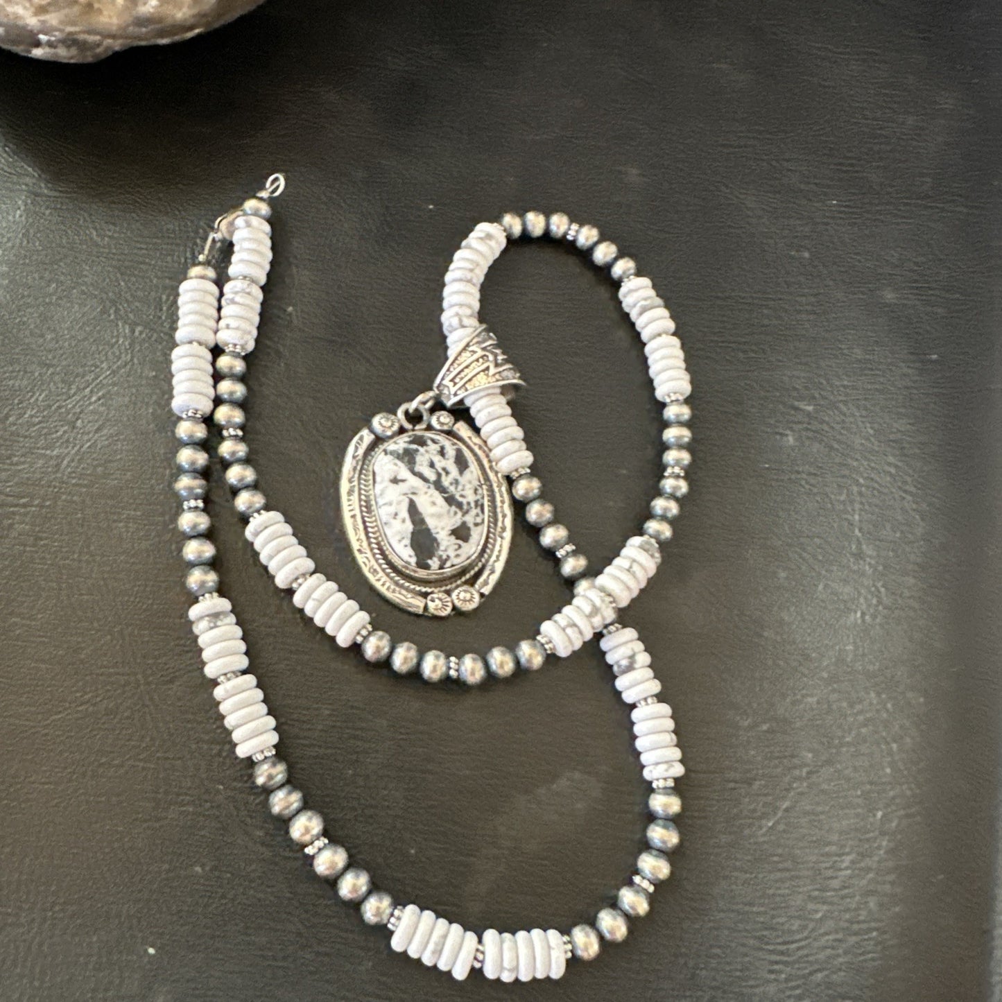 White Buffalo Turquoise Pendant Navajo Pearls Sterling Silver Necklace 20” 19499