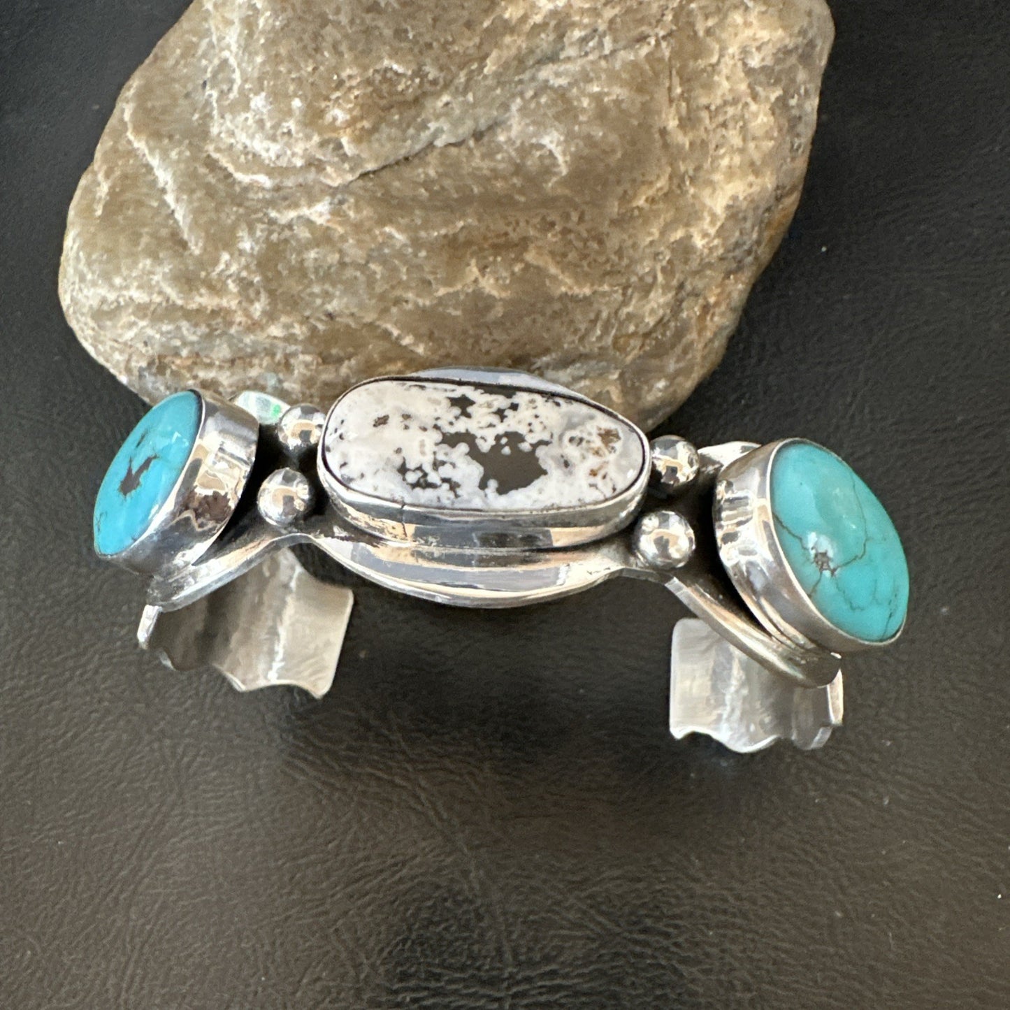 Mens White Buffalo Blue Turquoise Navajo Sterling Silver Cuff Bracelet 19504
