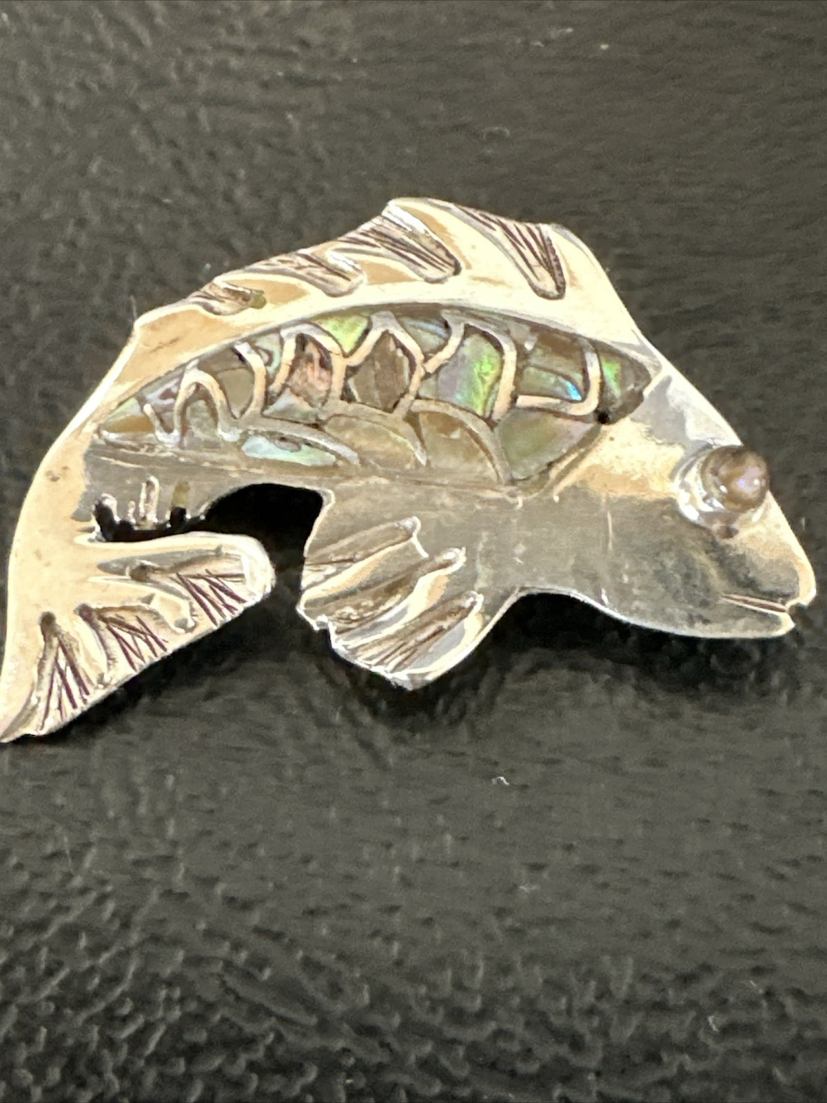 Pava Shell Navajo Sterling Silver Fish Old Pawn Pin Pendant 18153