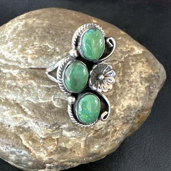 Yazzie Ring Green Turquoise Navajo Cluster Size 8 | Sterling Silver | Authentic Native American Handmade | 19243