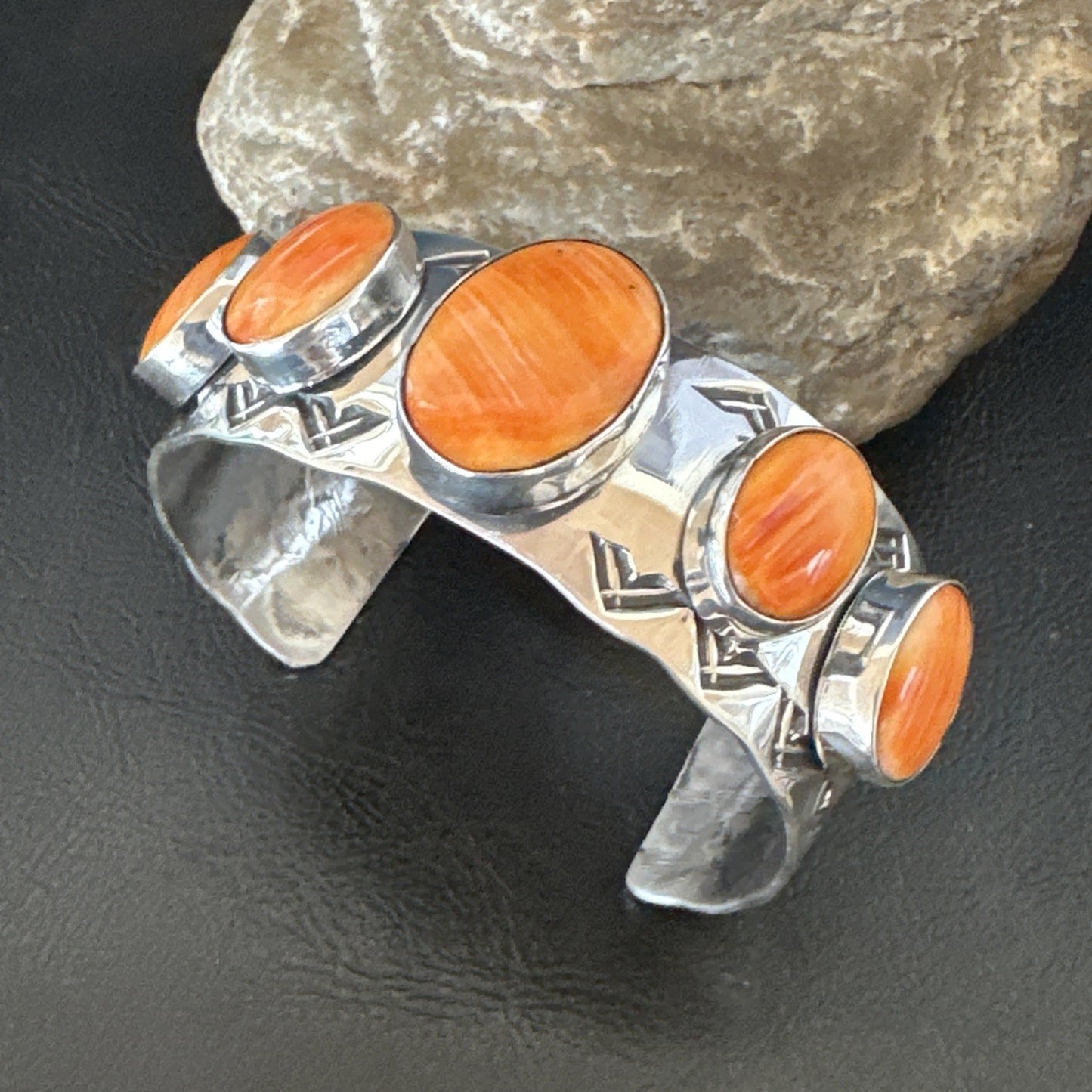 Orange Spiny Oyster 5 Stone Row Sterling Silver Navajo Cuff Bracelet 7.7" 19475
