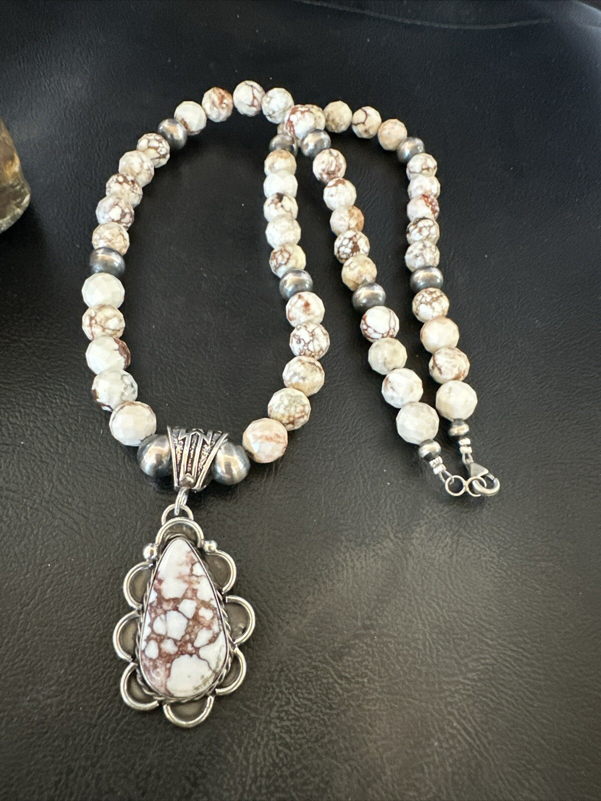 Wild Horse Turquoise Pendant Sterling Silver Beads Howlite Necklace 18030