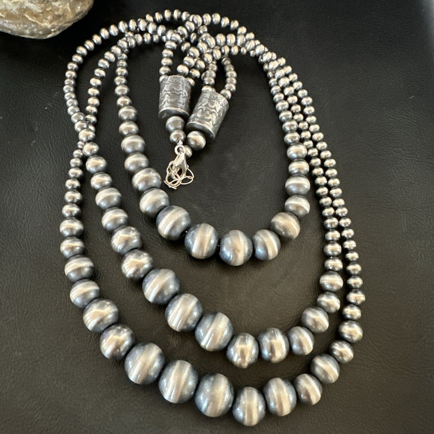 Mixed Bead Graduated Bib Sterling Silver Navajo Pearls Necklace 24” 3S 18239