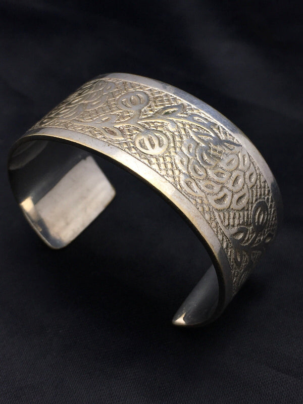 Navajo Stamped Children's Cuff Bracelet | Sterling Silver | Authentic Native American Handmade | 04051
