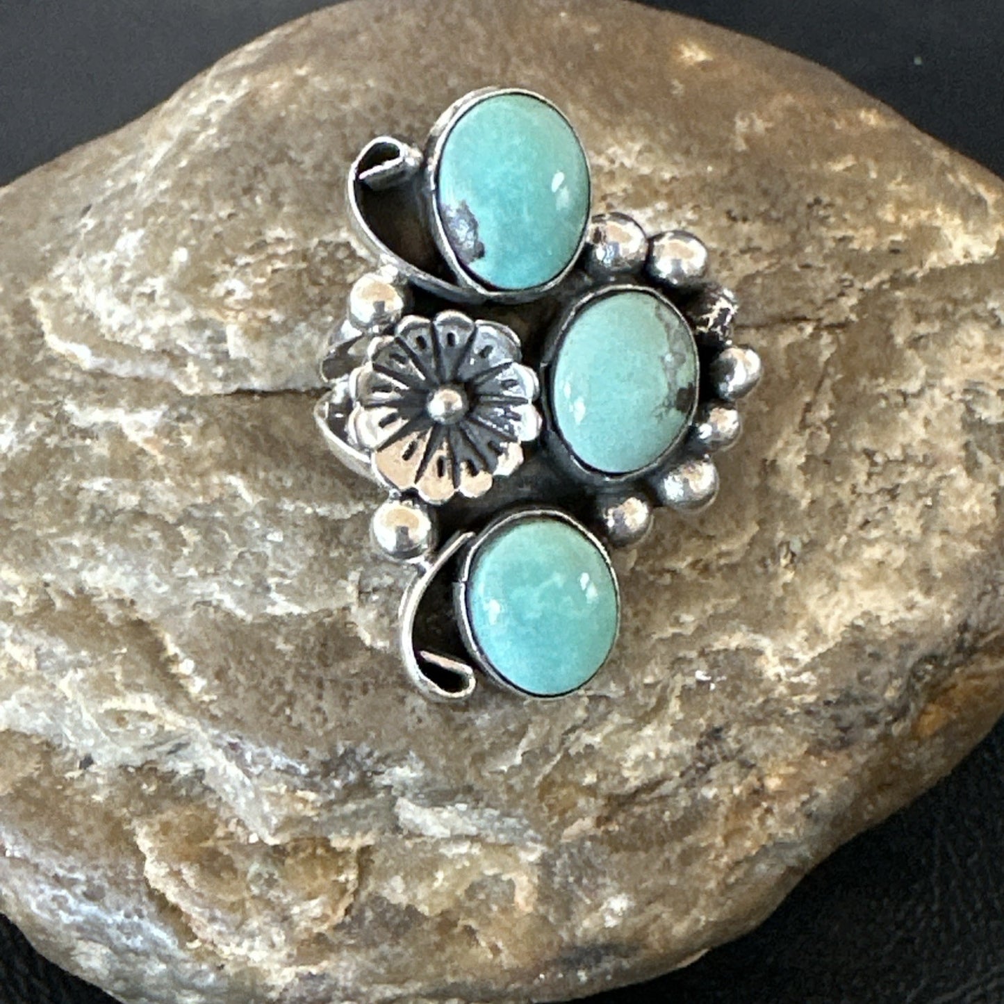 Yazzie Ring Green Turquoise Navajo Sterling Silver Cluster Size7.5 19203