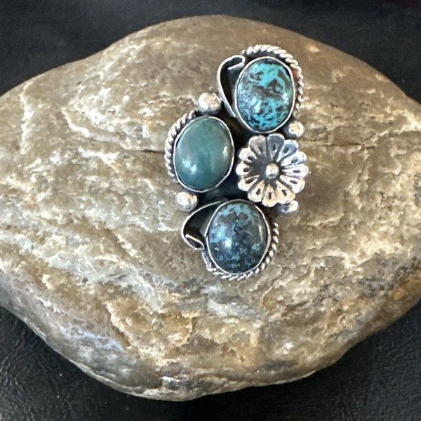 Yazzie Ring Blue Turquoise Navajo Cluster Size 8.5 | Sterling Silver | Authentic Native American Handmade | 19238