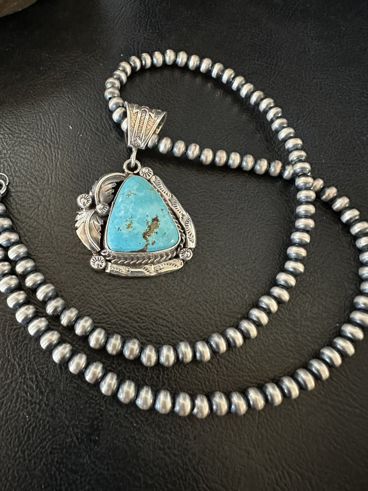Blue Kingman Turquoise Pendant Navajo Pearls Sterling Silver Necklace 19389