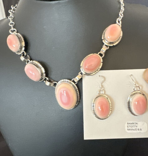 Navajo Pink Conch Choker Necklace | Sterling Silver Pendant 18" | Earrings Set | Authentic Native American Handmade | 16126