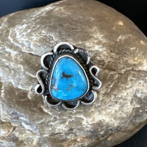 Navajo Blue Kingman Turquoise Ring | Sterling Silver | Sz 7.5 | Authentic Native American Handmade | 15894