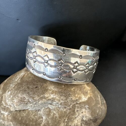 Navajo Stamped Cuff Bracelet | Sterling Silver | Authentic Native American Handmade | 17457