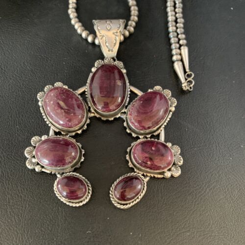Navajo Purple Spiny Oyster Pendant Necklace | Sterling Silver Naja | Authentic Native American Handmade | 13989