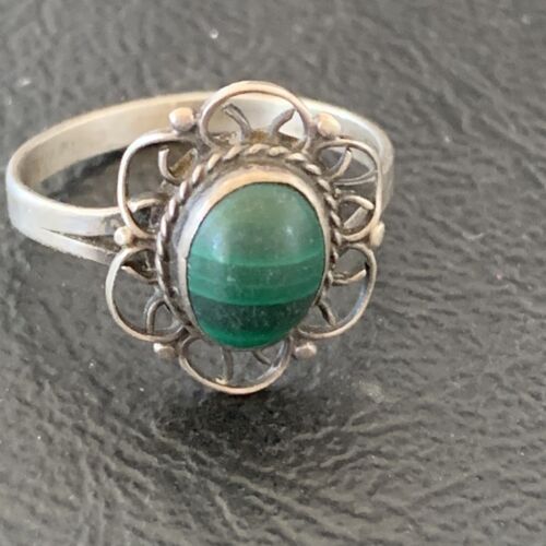 Navajo Green Malachite Ring | Sterling Silver | Sz 4.5 | Authentic Native American Handmade | 10871