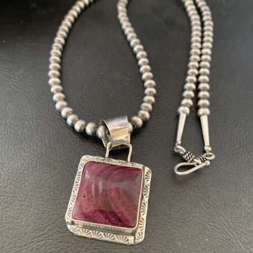 Navajo Pear Purple Spiny Oyster Pendant Necklace | Sterling Silver | Authentic Native American Handmade | 10951