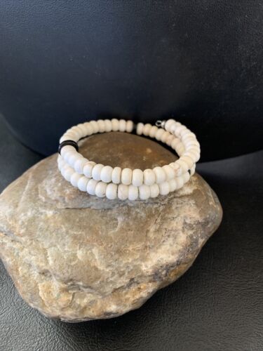 Memory Wire Stainless Steel Howlite Onyx Bead Bracelet | Sterling Silver | Native American Handmade | 1957