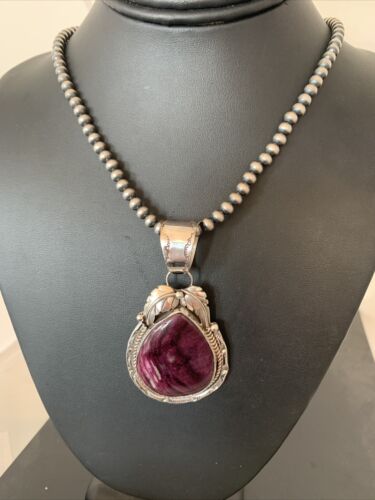 Southwestern Sterling Silver Navajo Pearls Pendant | Purple Spiny Oyster | Authentic Native American Handmade | 803
