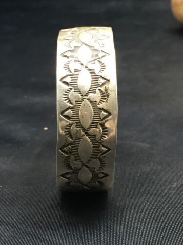 Native American Navajo Old Pawn Bracelet | Sterling Silver | Sz 5.75 | 1027