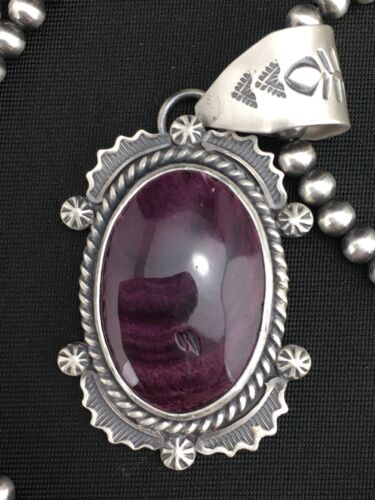 Navajo Pearls Purple Spiny Oyster Pendant Necklace | Sterling Silver | Authentic Native American Handmade | 4897