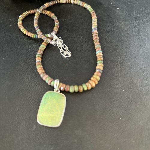 Southwestern Women's Green Opal Pendant Necklace | Sterling Silver | 17" | 14424