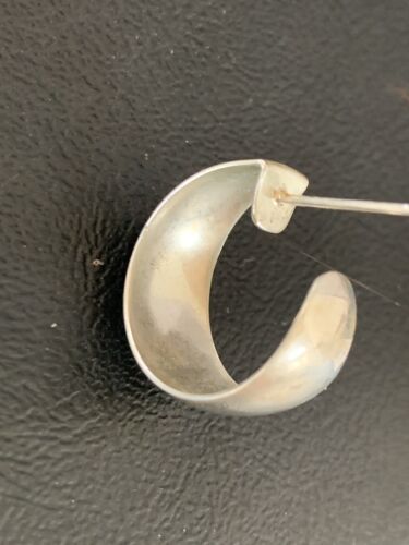 Old Pawn Women's Sterling Silver Hoop Stud Earrings | 1" | 13007
