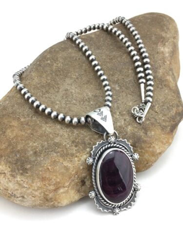 Navajo Pearls Purple Spiny Oyster Pendant Necklace | Sterling Silver | Authentic Native American Handmade | 4897