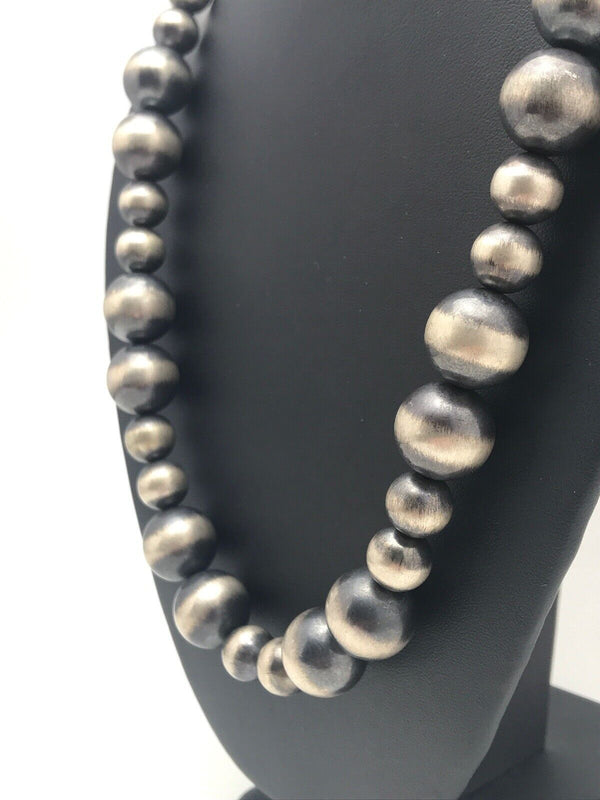 Navajo Pearls Graduated Sterling Silver Bead Necklace | Single Strand | Southwestern Native American | 20"