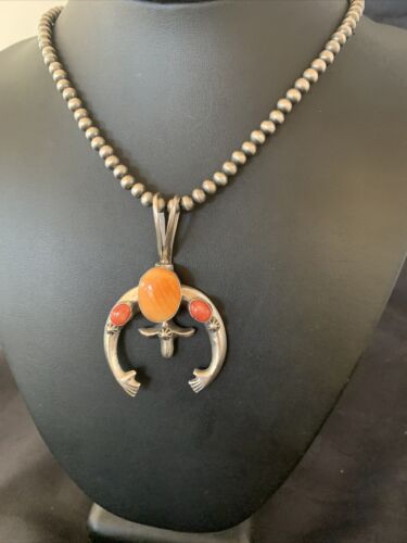 Navajo Pearl Necklace with Sterling Silver Naja Pendant | Orange Red Spiny Oyster | 11698
