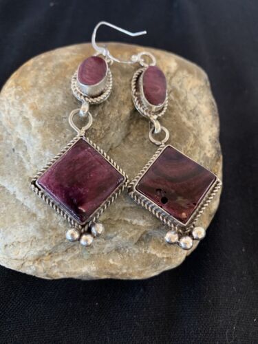Navajo Purple Spiny Oyster Dangle Earrings | Sterling Silver | Authentic Native American Handmade | 201