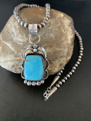 Men's Navajo Pearls Sterling Silver Necklace | Blue Kingman Turquoise Pendant | 12967