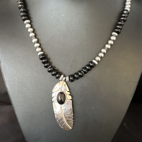 Native American Men's Navajo Pearls Necklace | Sterling Silver Black Onyx Pendant | 14627