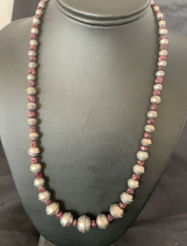 Navajo Pearl Purple Spiny Oyster Bead Necklace | Sterling Silver | Hand Stamped | Authentic Native American Jewelry | Single Strand | 11877