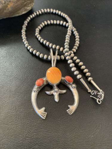 Navajo Pearl Necklace with Sterling Silver Naja Pendant | Orange Red Spiny Oyster | 11698