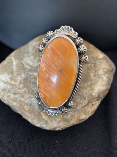 Southwestern Women's Navajo Spiny Oyster Ring | Sterling Silver | Sz 11.5 | Authentic Native American Handmade | 01001