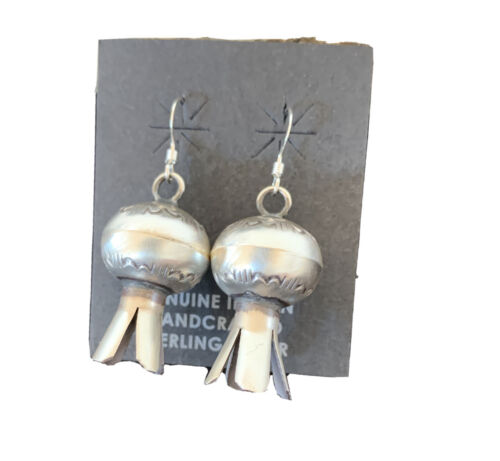 Southwestern Naja Earrings | Sterling Silver Navajo Handmade Pearls | 1" | 1042