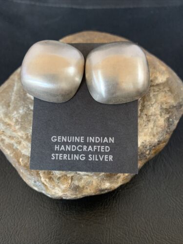 Old Pawn Women's Southwestern Oval Stud Earrings | Sterling Silver | 1" | 13003