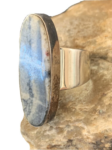 Southwestern Navajo Cinnabrite Ring | White Black | Sterling Silver | Sz 7.5 | 01564