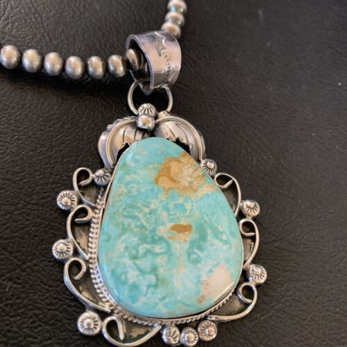 Women's Navajo Pearls Necklace with Green Royston Turquoise Pendant | Sterling Silver | 12291