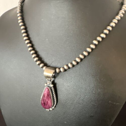 Navajo Purple Spiny Oyster Pendant Necklace | Sterling Silver | Native American Handmade | 16060